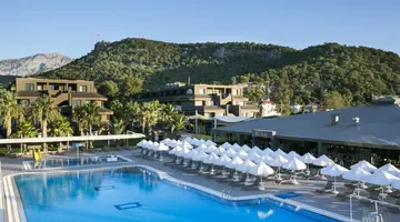 Sailors Beach Club