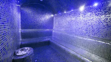SAILORS BEACH CLUB
