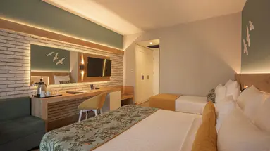 SAILORS BEACH CLUB