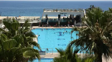 SAILORS BEACH CLUB