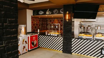 SAILORS BEACH CLUB