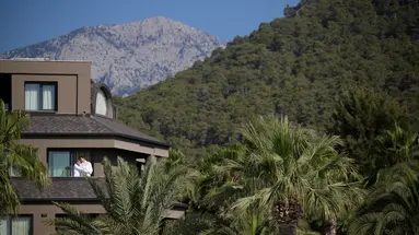 SAILORS BEACH CLUB
