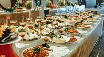 SAILORS BEACH CLUB