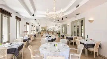 Saint Andrea Paros Seaside Resort
