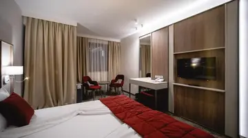 Saint George Hotel & Medical Spa