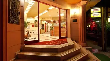 Saint George Hotel & Medical Spa