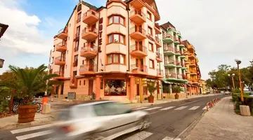 Saint George Hotel & Medical Spa