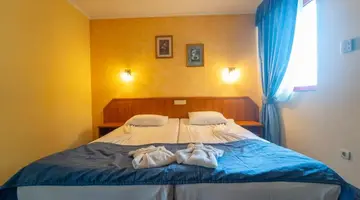 Saint George Hotel & Medical Spa