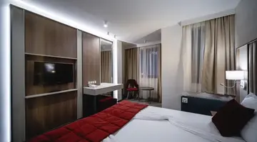 Saint George Hotel & Medical Spa