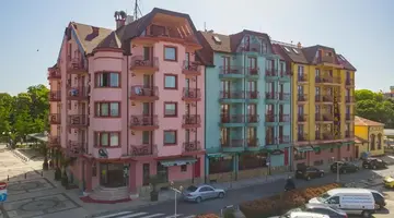 Saint George Hotel & Medical Spa