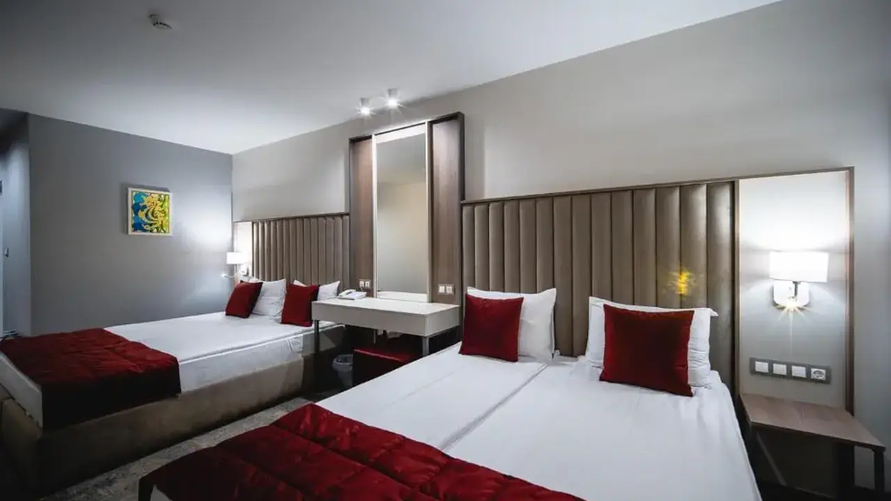 Saint George Hotel & Medical Spa