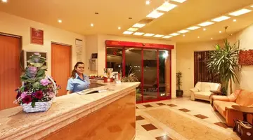 Saint George Hotel & Medical Spa