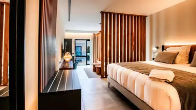 Saladar Suites Boutique