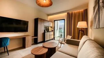 Saladar Suites Boutique