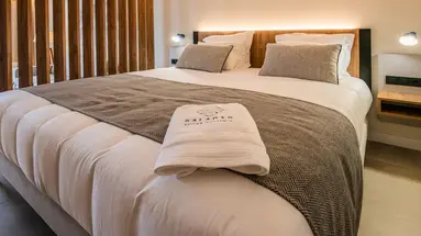 Saladar Suites Boutique
