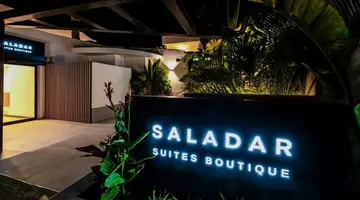 Saladar Suites Boutique