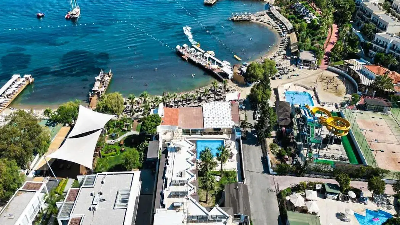 SALINAS BEACH HOTEL (BOUTIQUE CONCEPT RENOVATED)