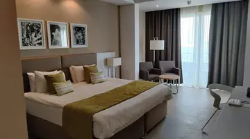 Salini Resort