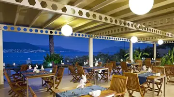 SALMAKIS RESORT & SPA