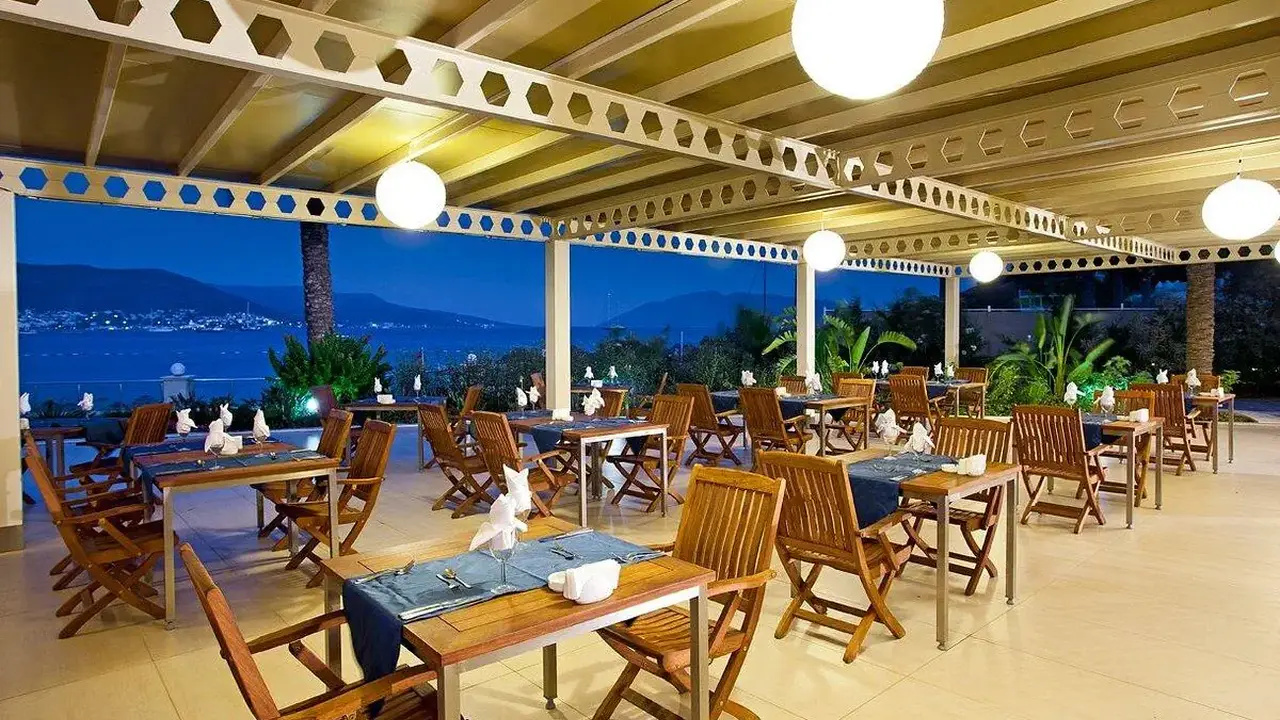 SALMAKIS RESORT & SPA