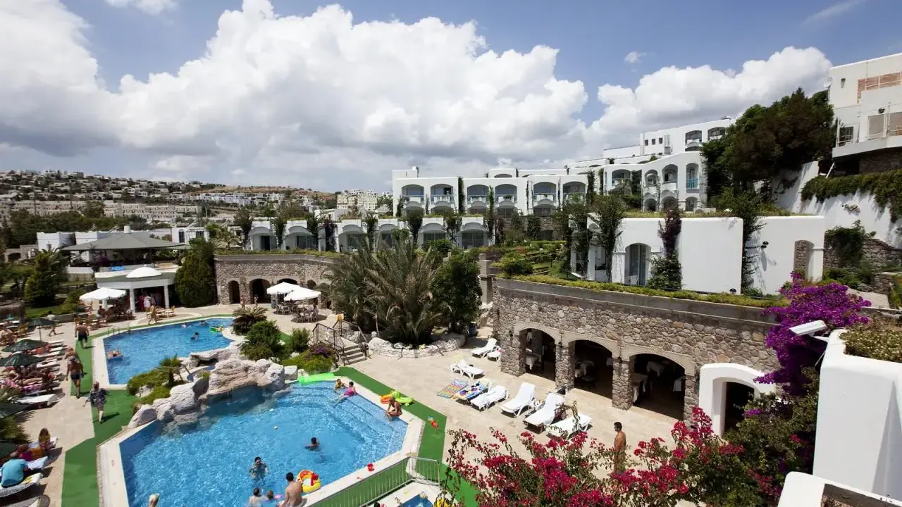 SALMAKIS RESORT & SPA