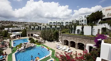 SALMAKIS RESORT & SPA