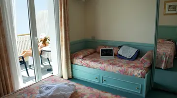 Salus Smart & Chic Hotel