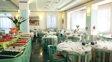 Salus Smart & Chic Hotel