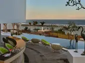 Samabe Bali Suites & Villas