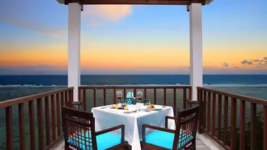 SAMABE BALI SUITES & VILLAS