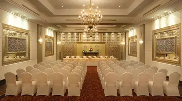 SAMABE BALI SUITES & VILLAS