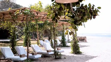 SAMABE BALI SUITES & VILLAS