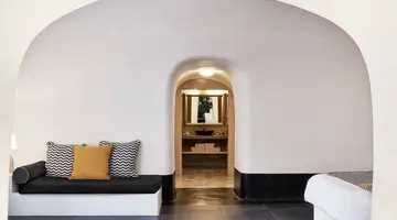 San Antonio Luxury Hotel 4