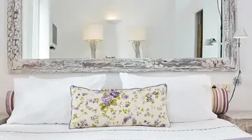 San Antonio Luxury Hotel and Suites