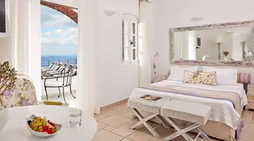 San Antonio Luxury Hotel and Suites
