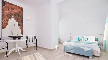 San Antonio Luxury Hotel and Suites