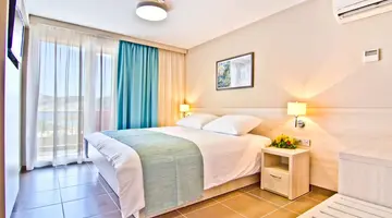 San Marino Sunny Resort by Valamar - Plaza Sunny