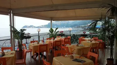 SAN PIETRO HOTEL