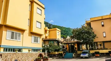 San Pietro - Maiori