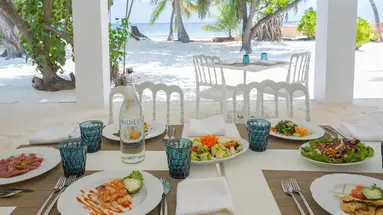 Sandies Bathala Island Resort