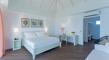 Sandies Bathala Island Resort