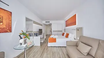 SANDOS PAPAGAYO