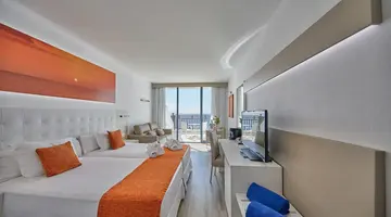 SANDOS PAPAGAYO