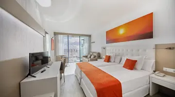 SANDOS PAPAGAYO