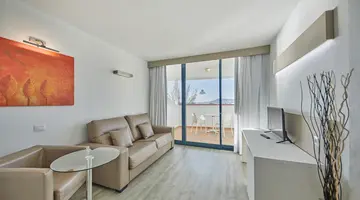 SANDOS PAPAGAYO