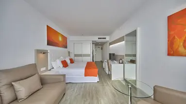 SANDOS PAPAGAYO
