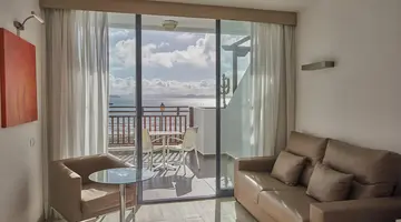 SANDOS PAPAGAYO