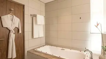 Sands Suites Resort & Spa