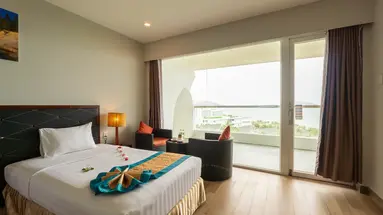 SANDUNES BEACH RESORT AND SPA