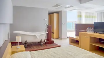 Sandy Bay Hotel Elenite
